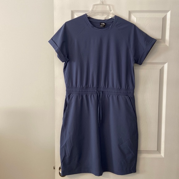 The North Face Dresses & Skirts - The North Face Dress Lilac Color BNWOT size L long 38” bust 36”